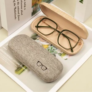 PACKAGING MAGNET